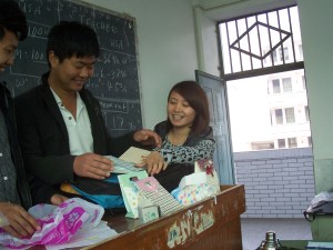 "Yang Qiumei, Christina!  Come forward for your prize!"