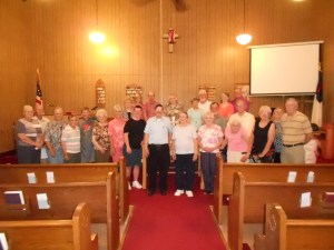 Wonderful turn-out at Shelbyville's 4th Street UMC. (A potluck supper certainly helped bring up the numbers!  All delicious dishes.  Yum!)