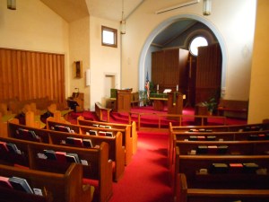 For my curious Chinese visitors, this is the inside of above church building.