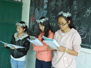 Angels: "Glory to God in the highest.  Peace on earth and good will toward men.  Follow the star to see the baby!"